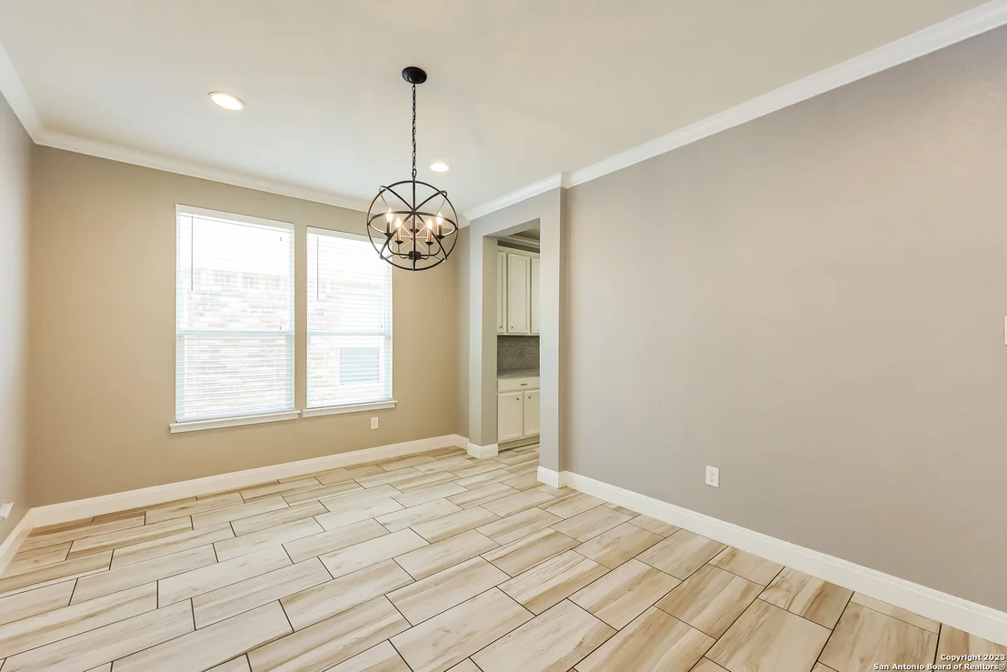 Photo of 13322 Chalk Hill