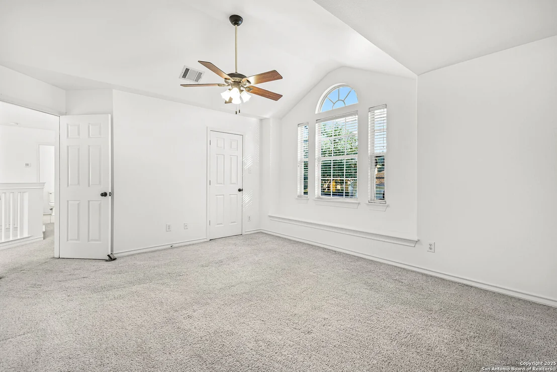 Photo of 1323 Brook Bluff