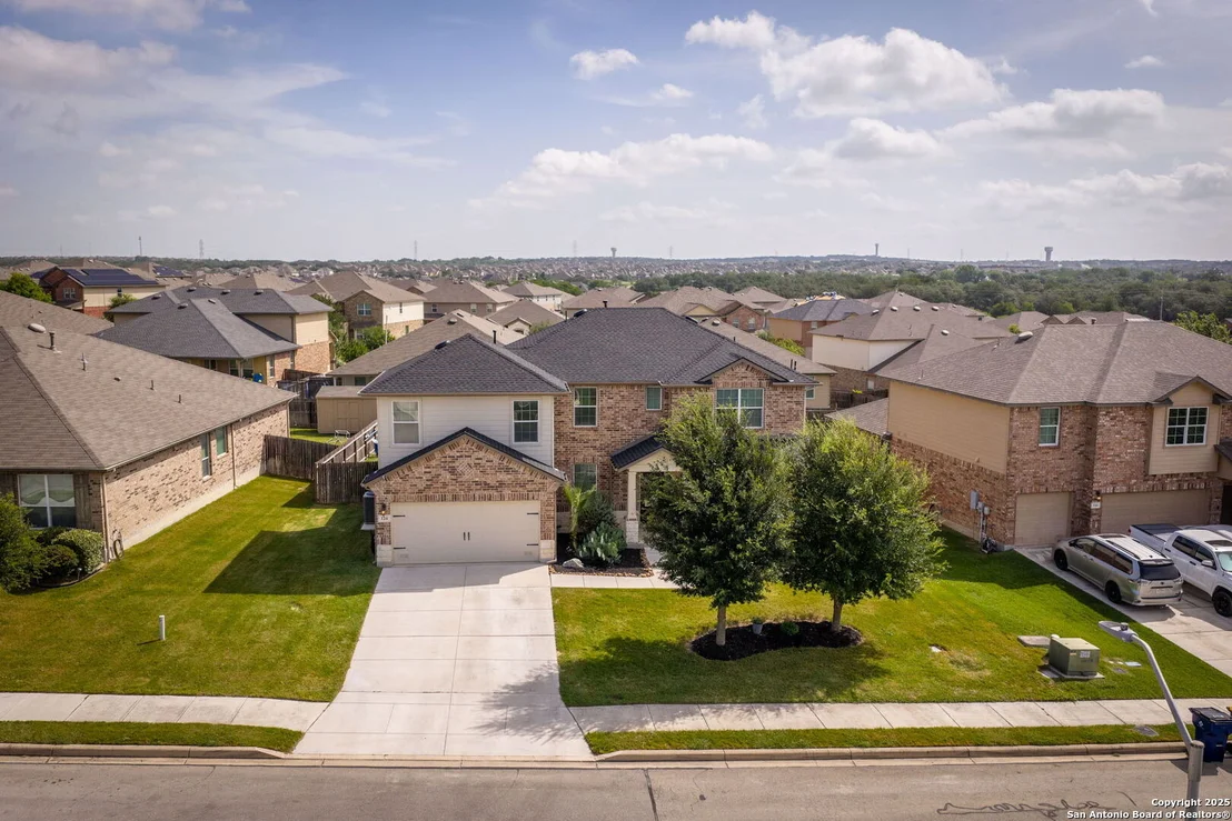 Photo of 124 White Rock