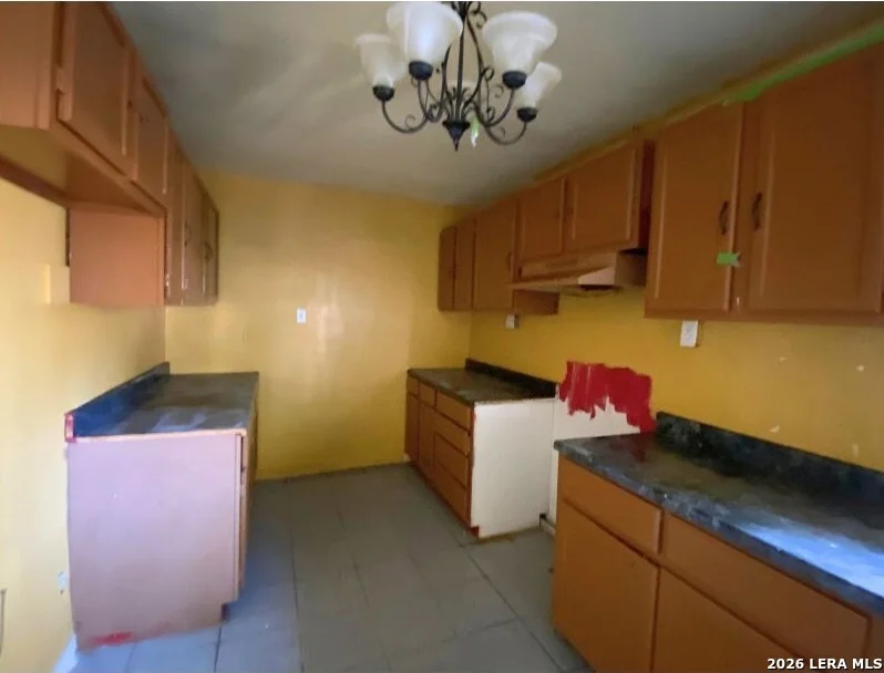 Photo of 402 RAMON ST