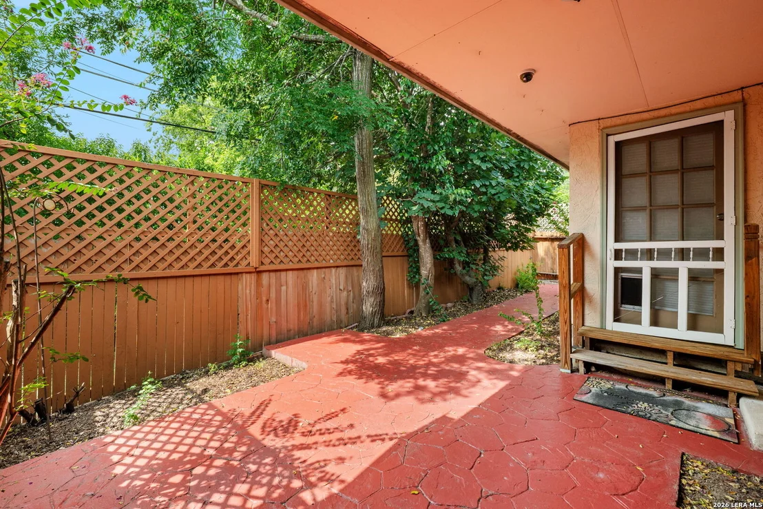 Photo of 2902 Spring Bend