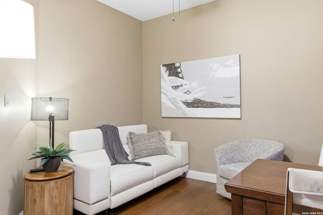 Photo of 2515 Steepleway