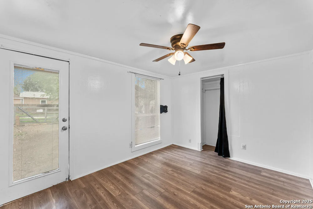 Photo of 373 Avenue I
