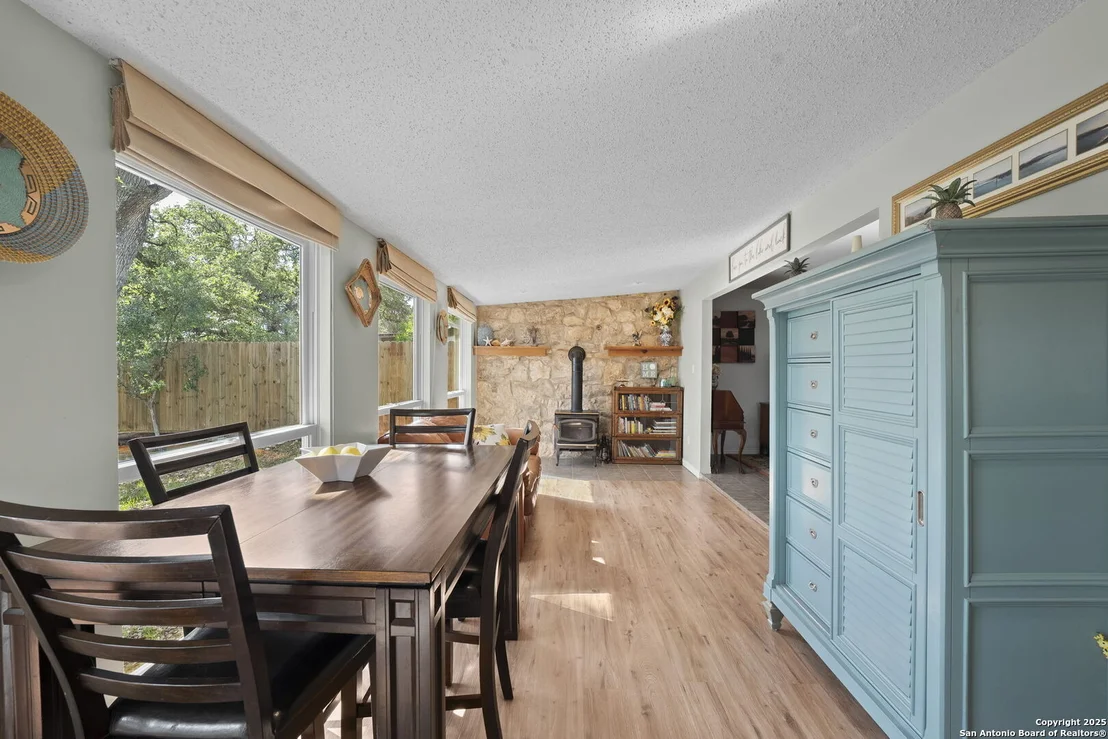 Photo of 1400 Willow Dr