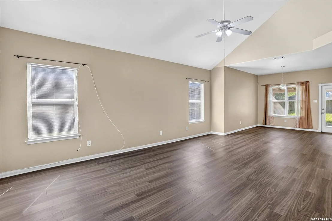 Photo of 5386 Chestnut View