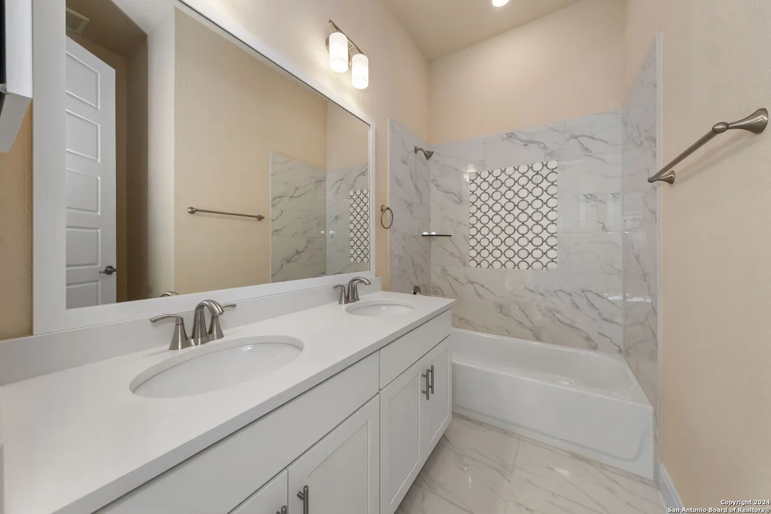 Photo of 4014 BALENTINE