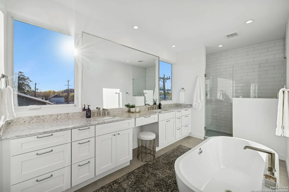 Photo of 502 McMonigal