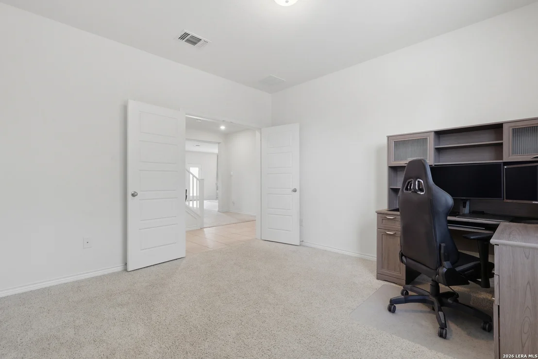 Photo of 318 COLONIAL BLF