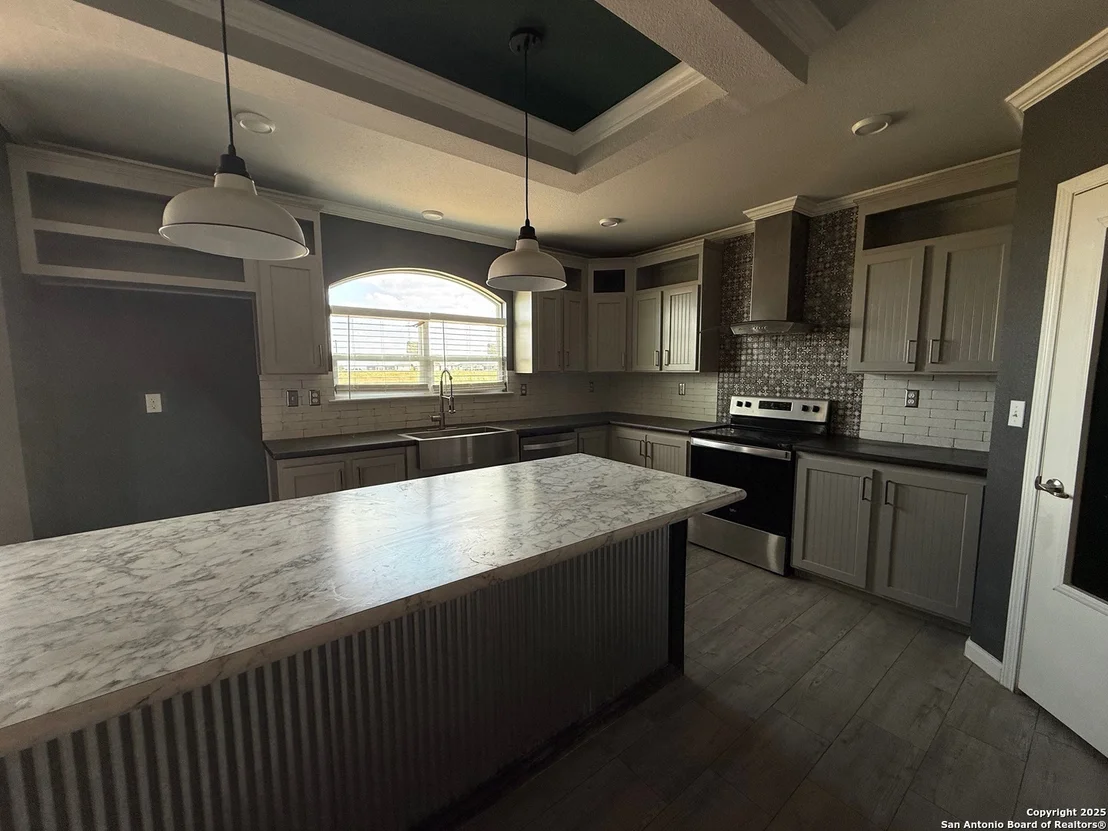 Photo of 211 bianca
