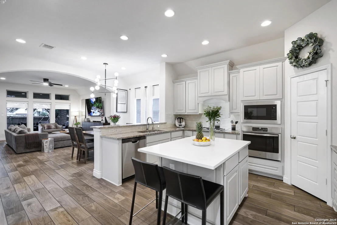 Photo of 28545 Shailene Dr