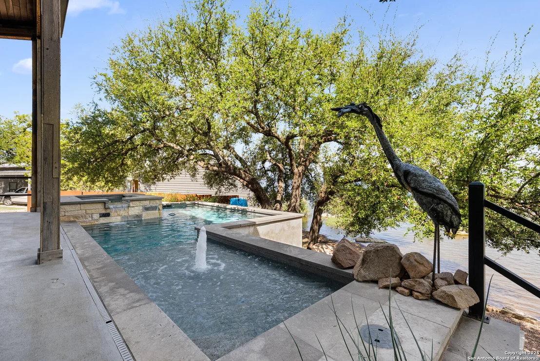 Photo of 106 laguna