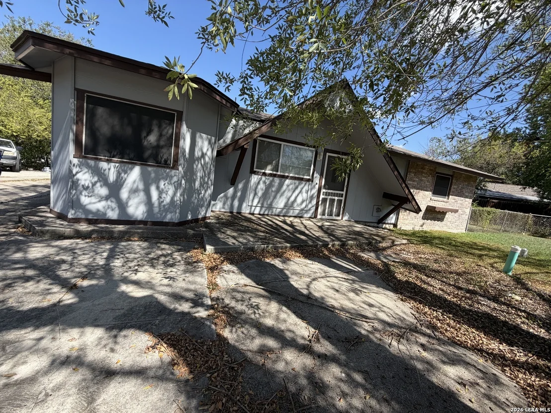 Photo of 7303 GLEN BRK