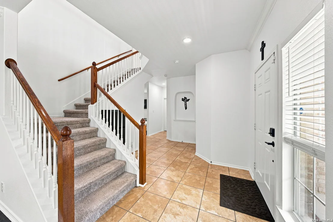 Photo of 17210 Darien Wing