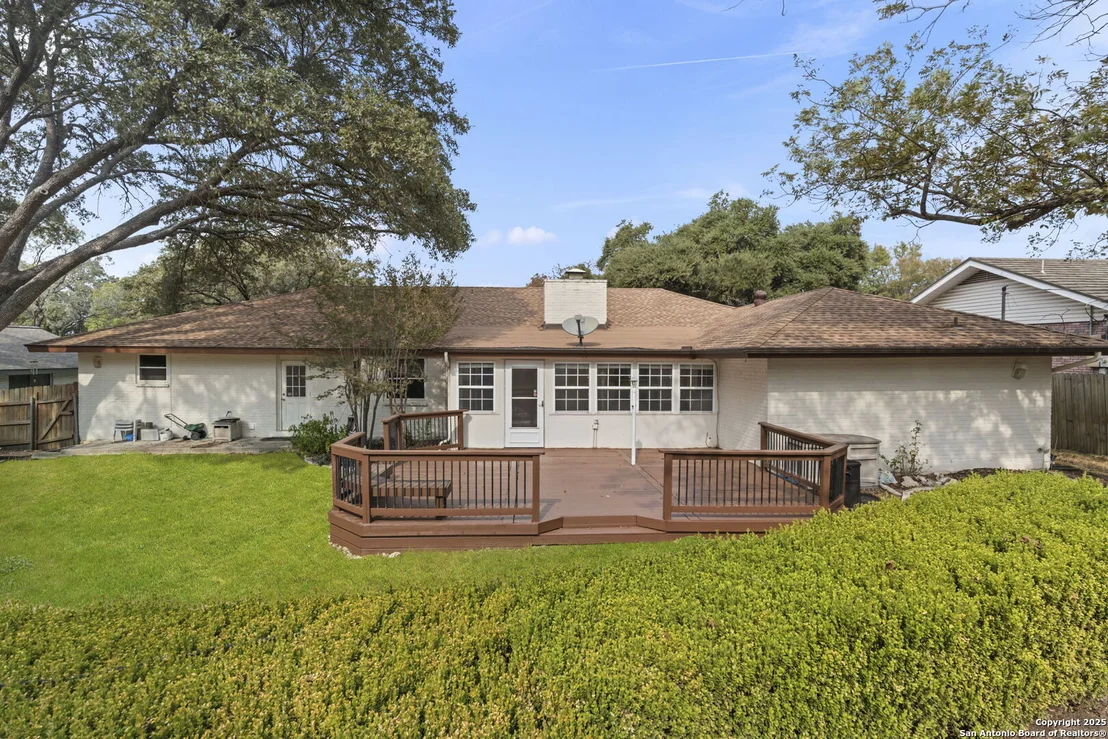 Photo of 5922 Windhaven