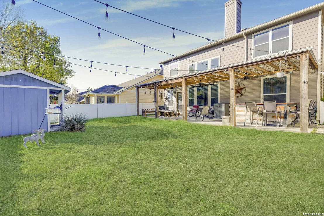 Photo of 125 Brook Shire