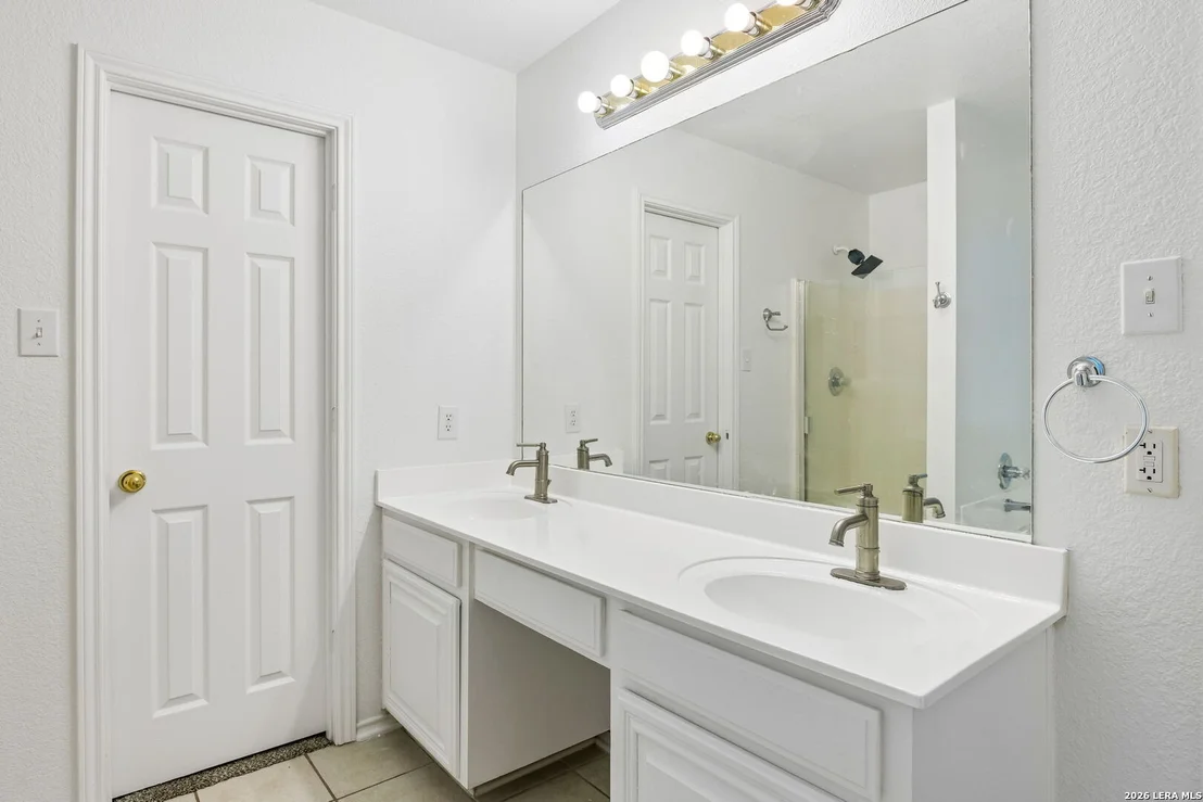 Photo of 2148 Stonehaven