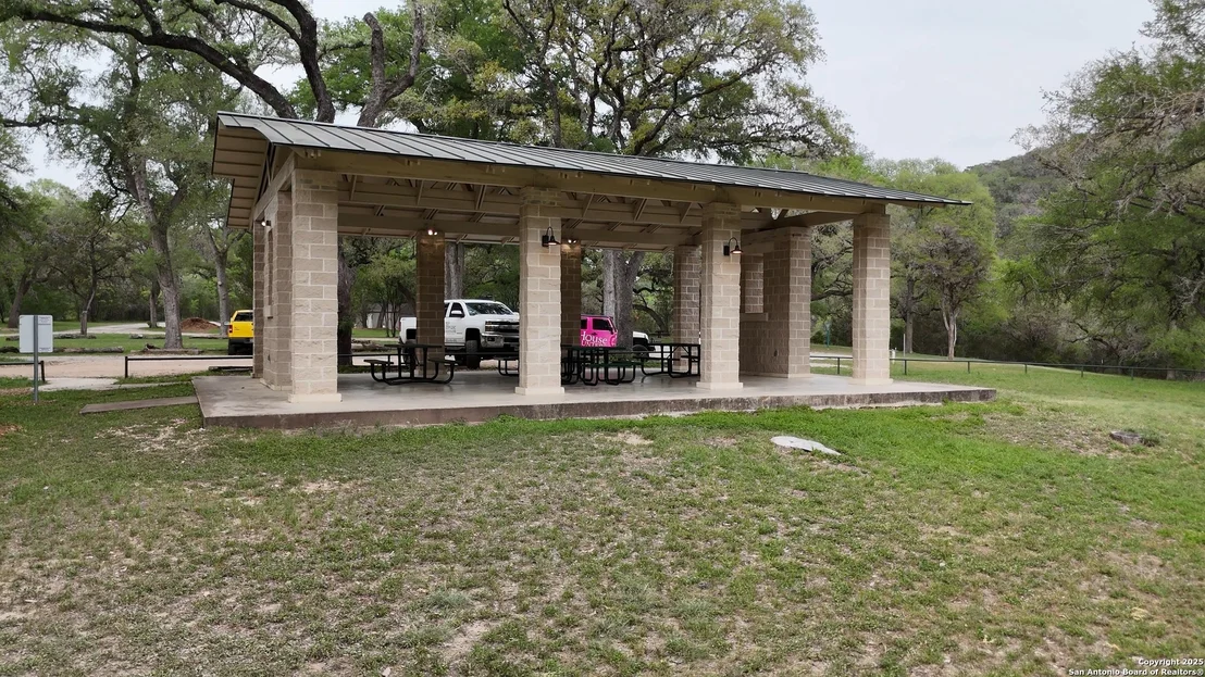 Photo of 725 Winding View