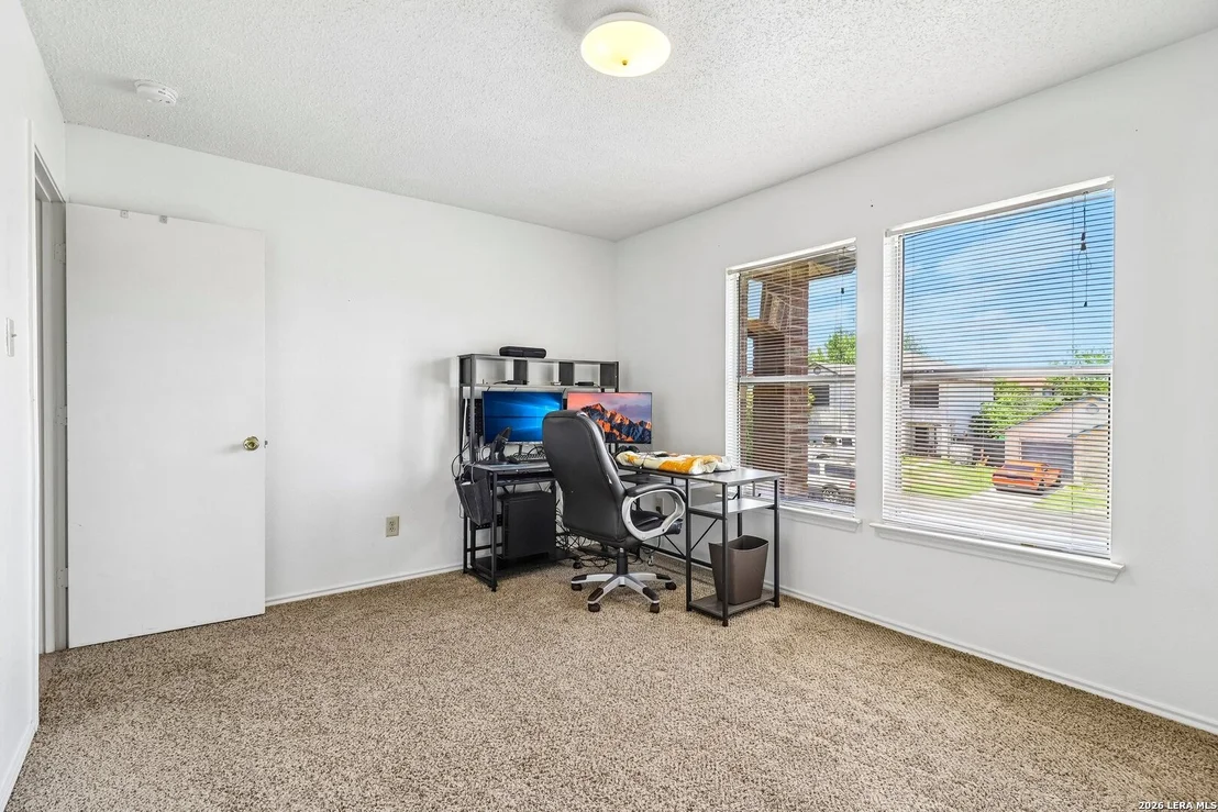 Photo of 10132 SUNSET PL