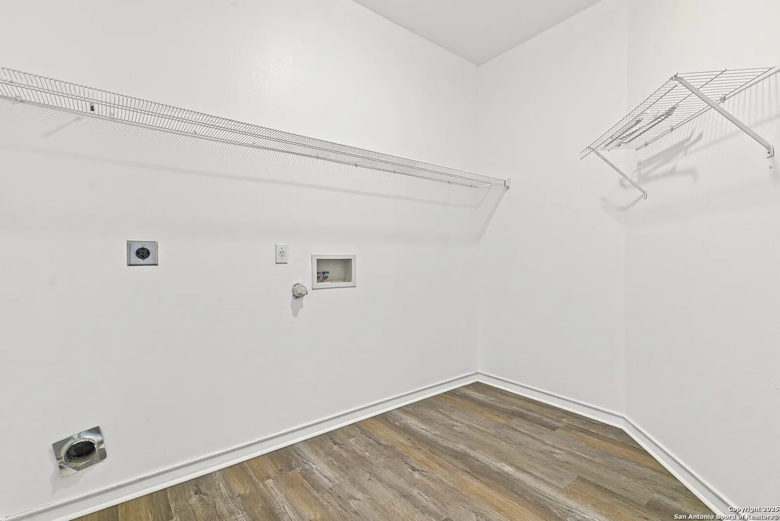 Photo of 1323 Brook Bluff