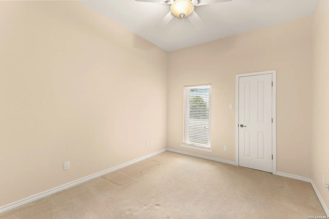 Photo of 809 Saint James