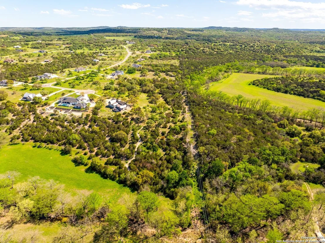 Photo of 98 SABINAS RIDGE RD
