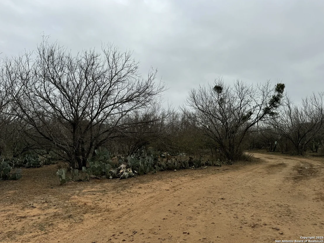 Photo of 3075 County Road 5710