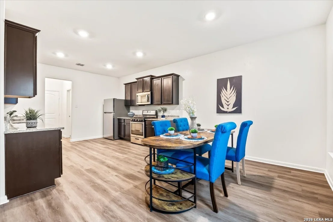 Photo of 3947 Trail De Paris