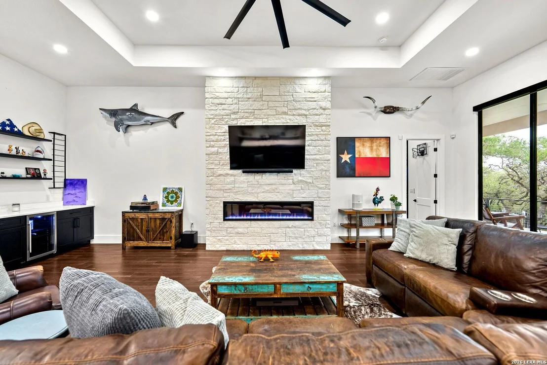 Photo of 721 Timber Bluff