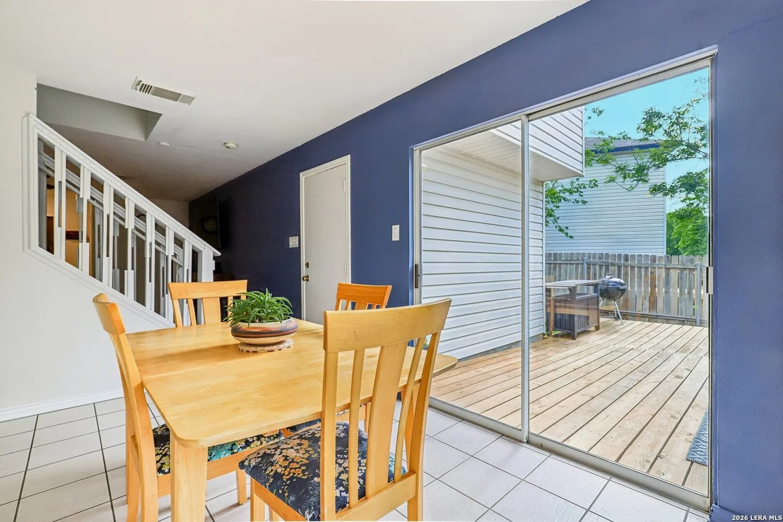 Photo of 8810 Bridgefield