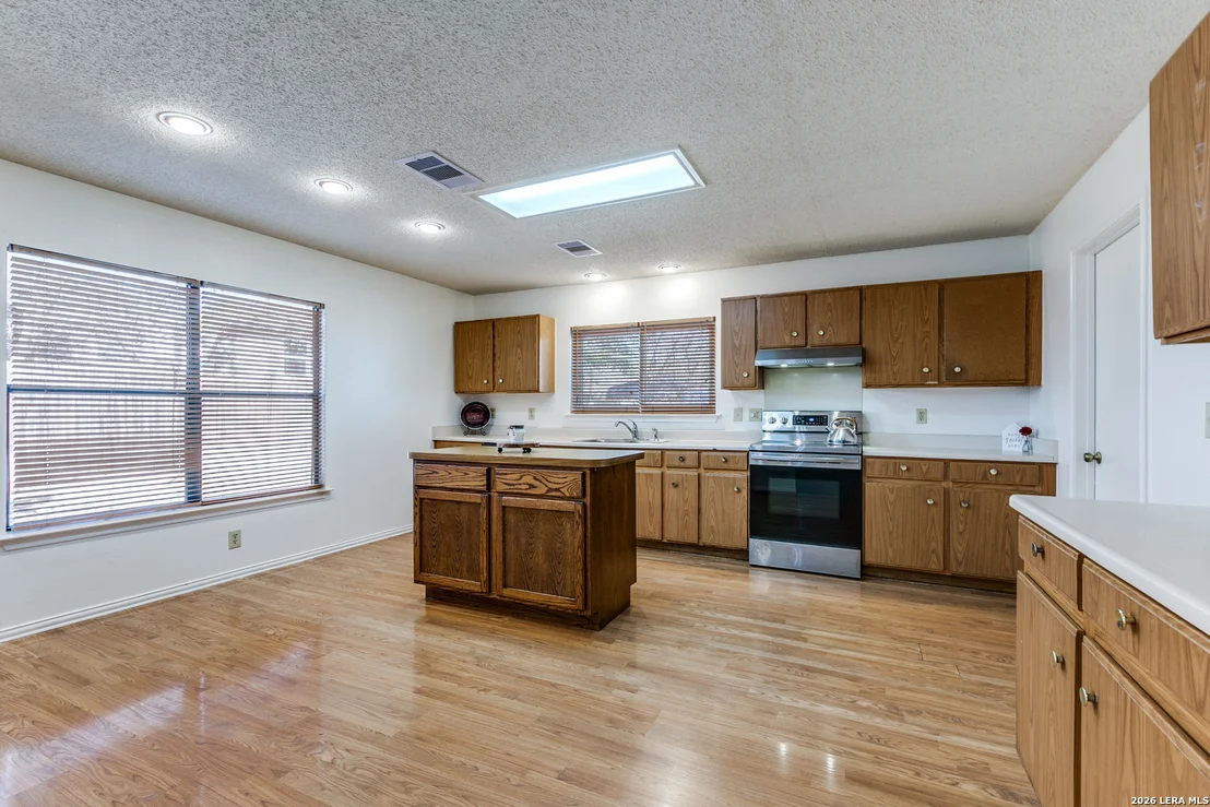 Photo of 9507 Shadowbrook