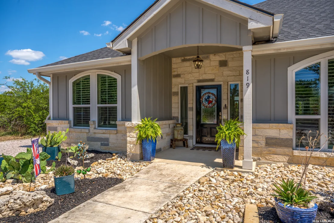 Photo of 819 Primrose Path
