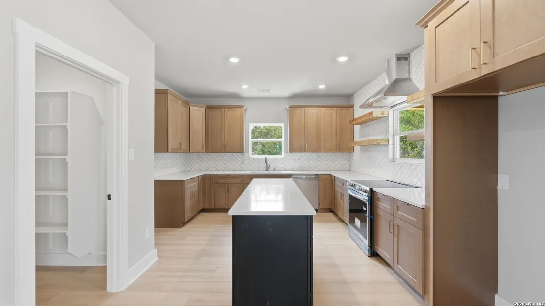 Photo of 1361 PRIMROSE PATH