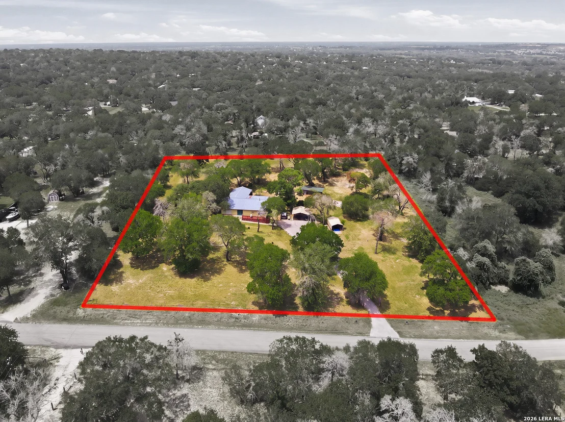 Photo of 1027 Bluebonnet