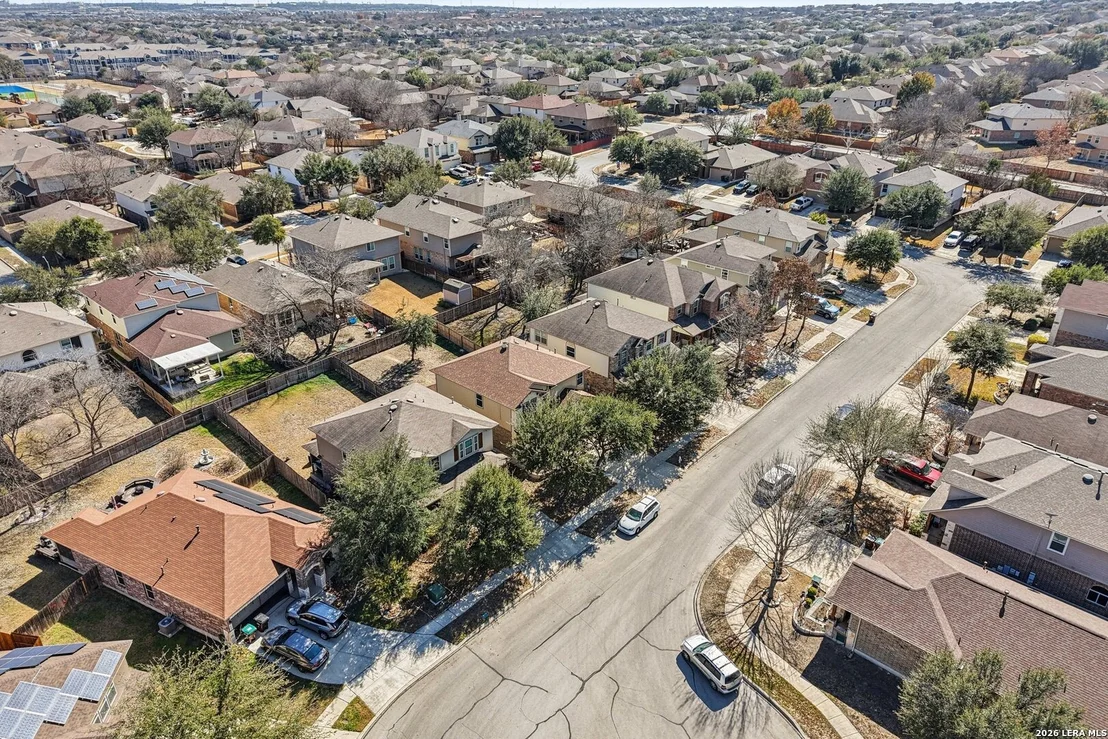 Photo of 7018 Plains