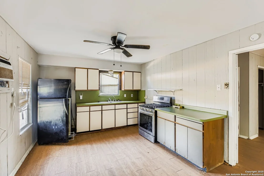 Photo of 17685 Morningside