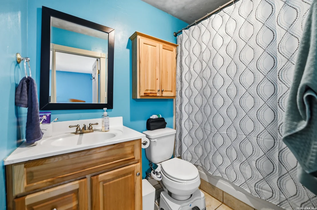 Photo of 1027 Bluebonnet