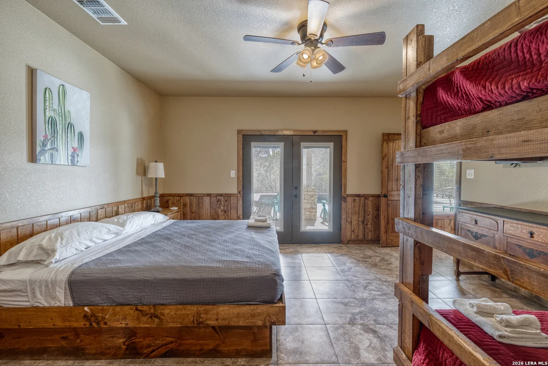 Photo of 274 Mountain Laurel