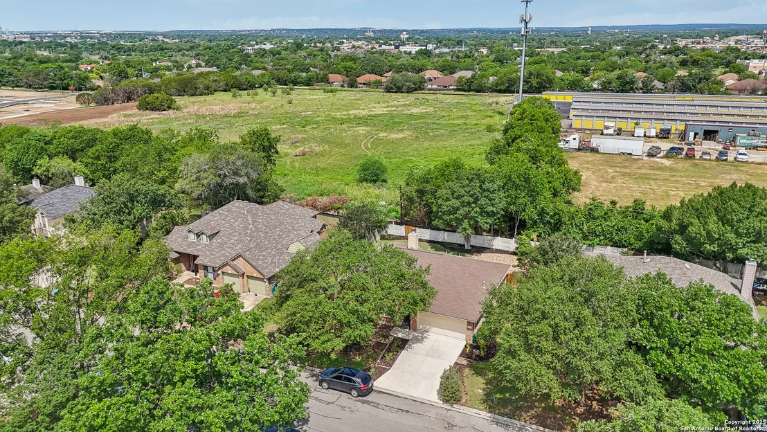 Photo of 1117 Rivertree Dr.