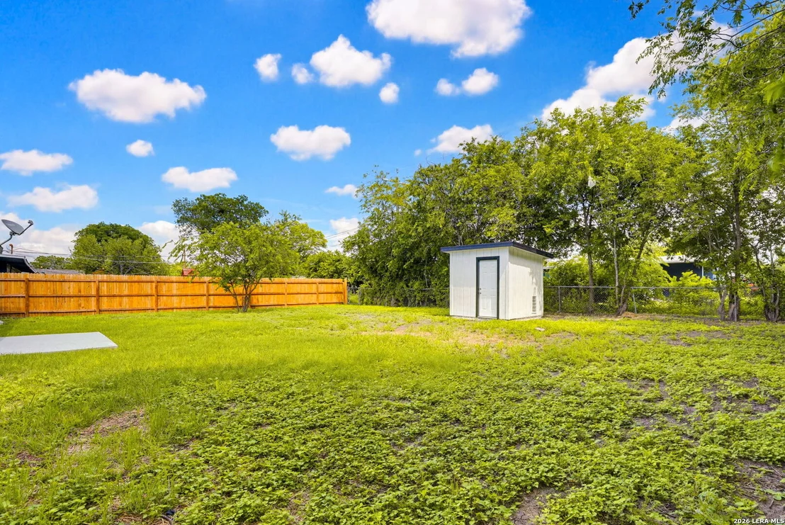 Photo of 130 CHADWICK DR