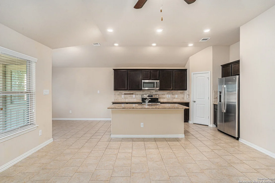 Photo of 466 Meadow Wind
