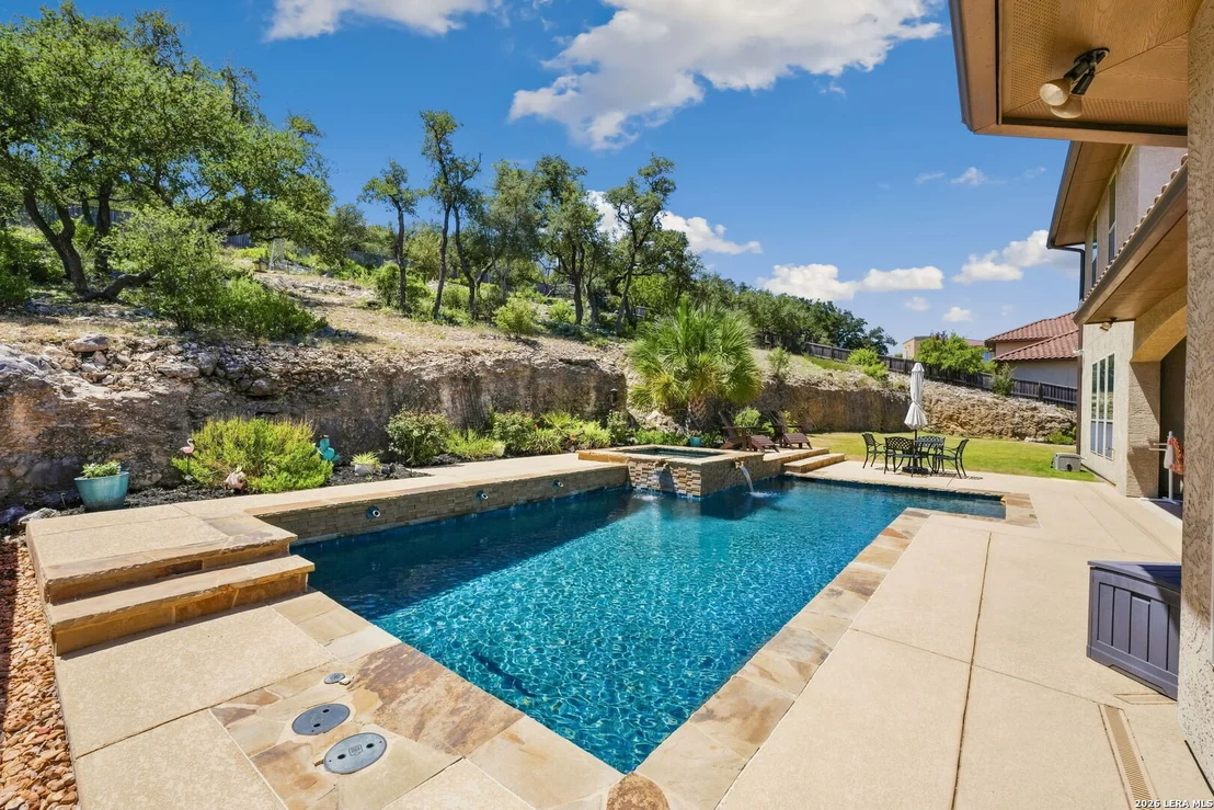 Photo of 315 Candelaria