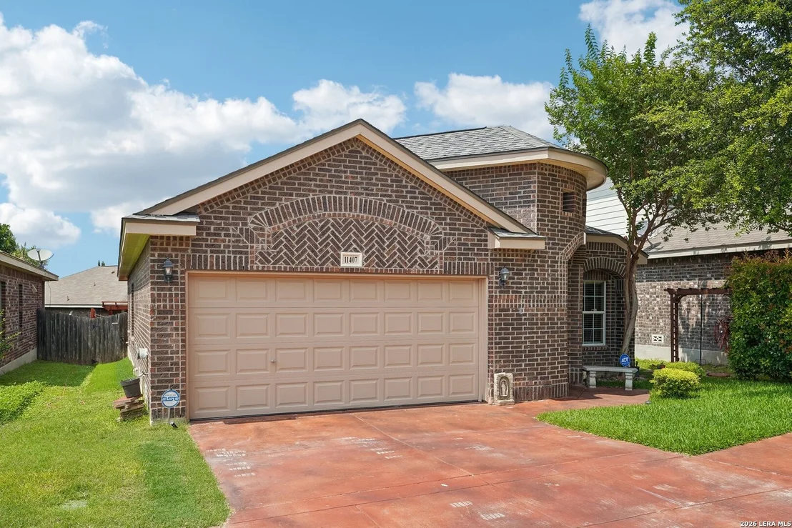 Photo of 11407 Road Runner