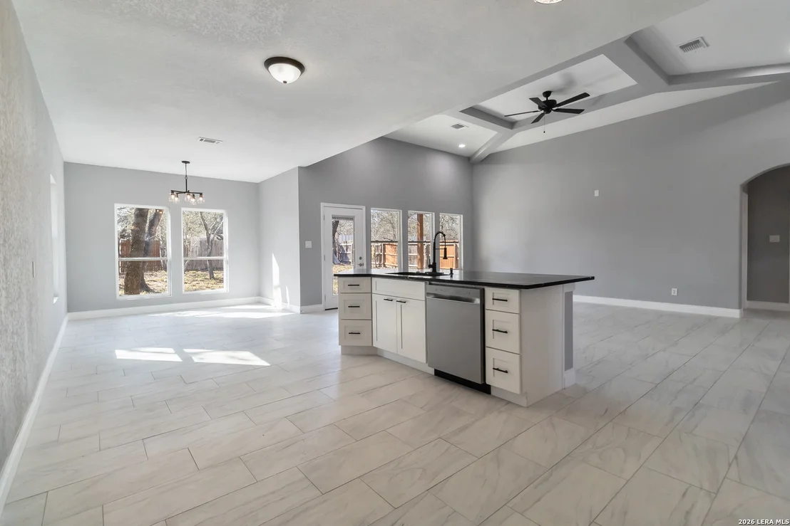 Photo of 3938 New Mathis