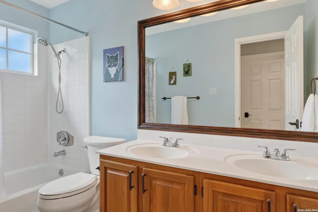 Photo of 2451 OAKLINE DR