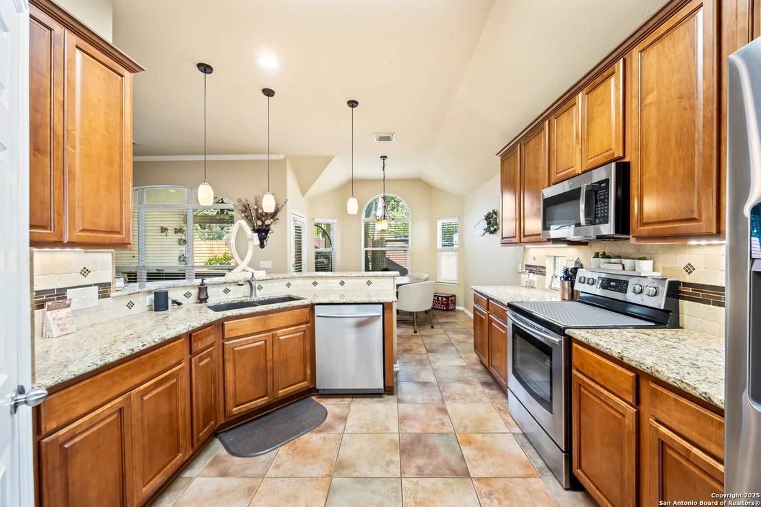 Photo of 124 Brookbend