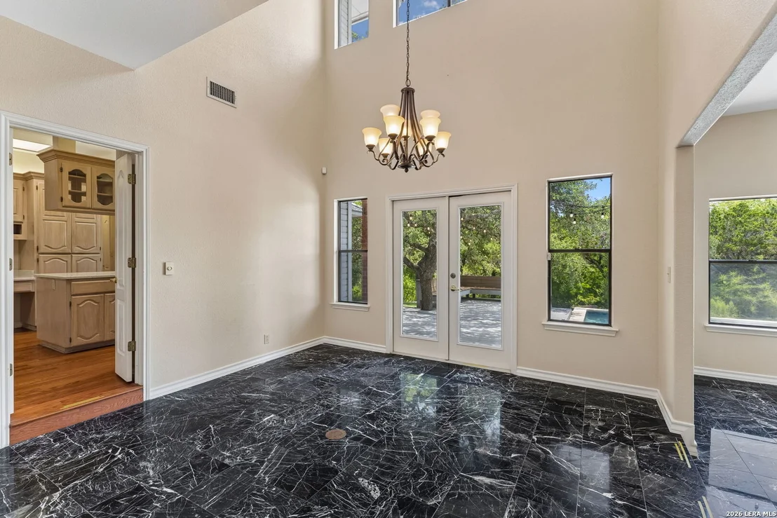 Photo of 14806 Circle J Trl