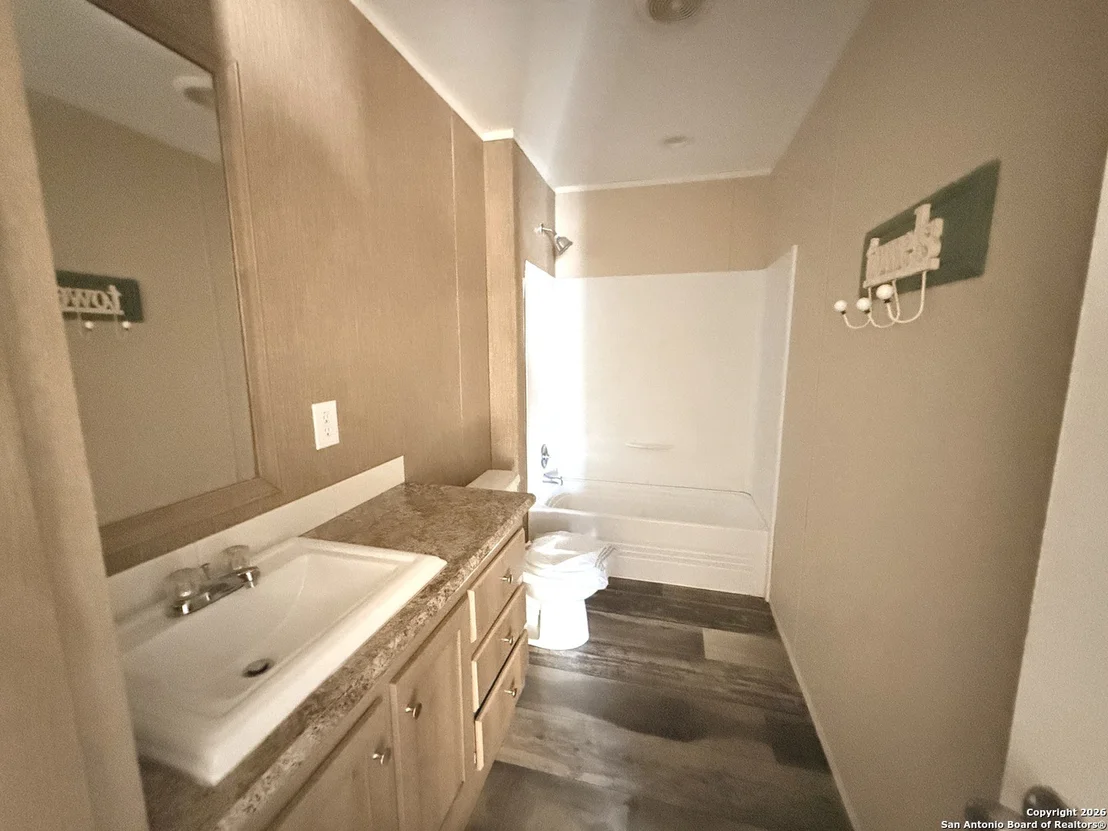 Photo of 1009 County Road 773
