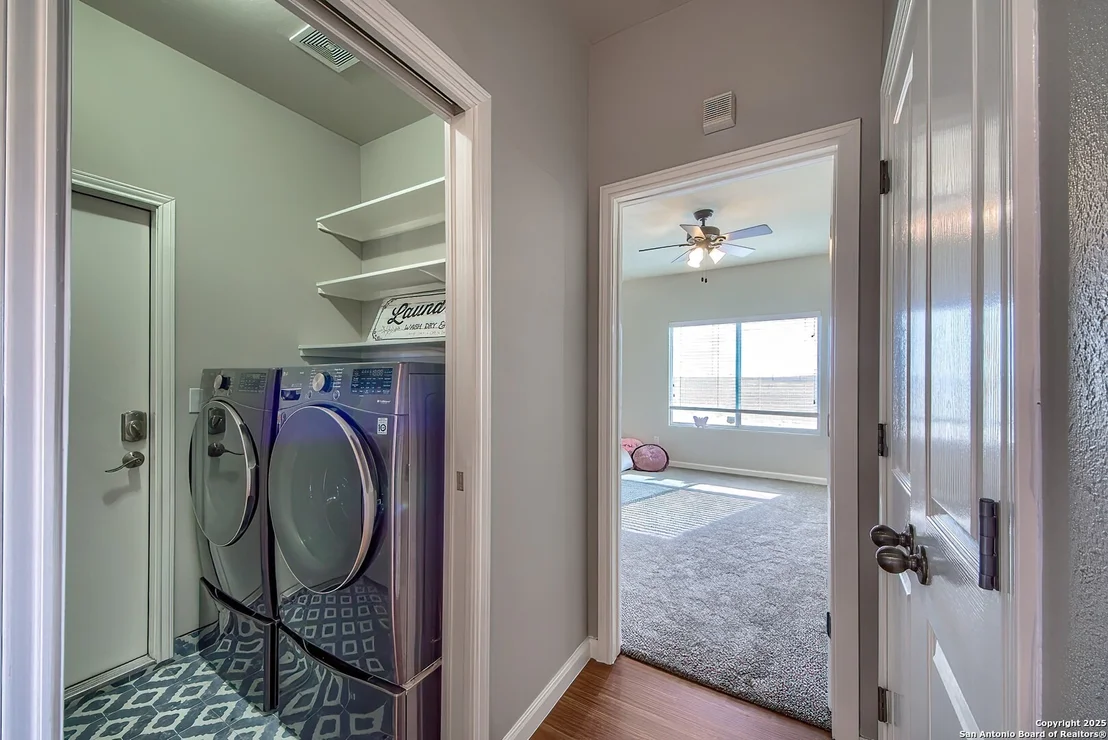 Photo of 240 Glory Lane