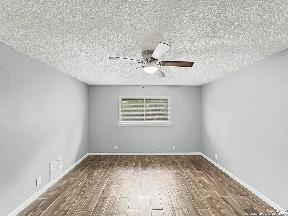 Photo of 15314 Mount Eagle