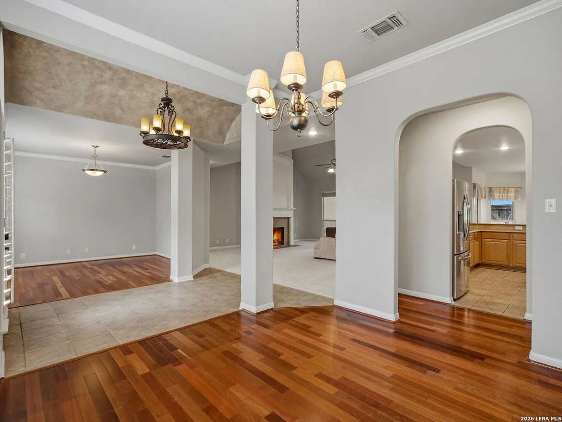 Photo of 9406 Potters Point